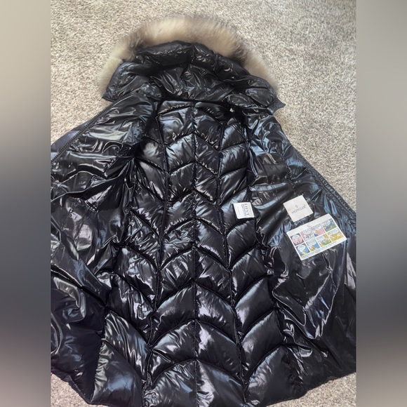 Moncler Navy Puffer Coat with Fur Hood - Picture 4 of 9